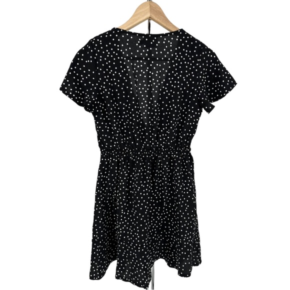 Princess Polly Bobbie Mini Dress Black Polka Dots size 4 V Neck Short Sleeve - Picture 10 of 14